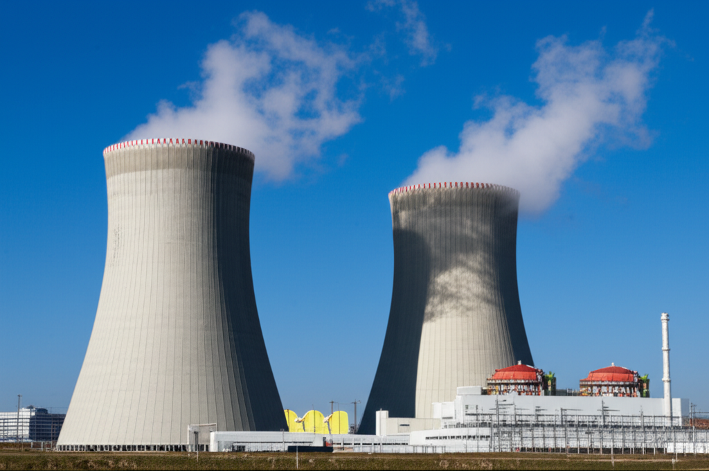 Küresel Enerji Dönüşümünde Nükleer Rönesans: Yapay Zeka ve Enerji Güvenliği Yeni Çağı Tetikliyor